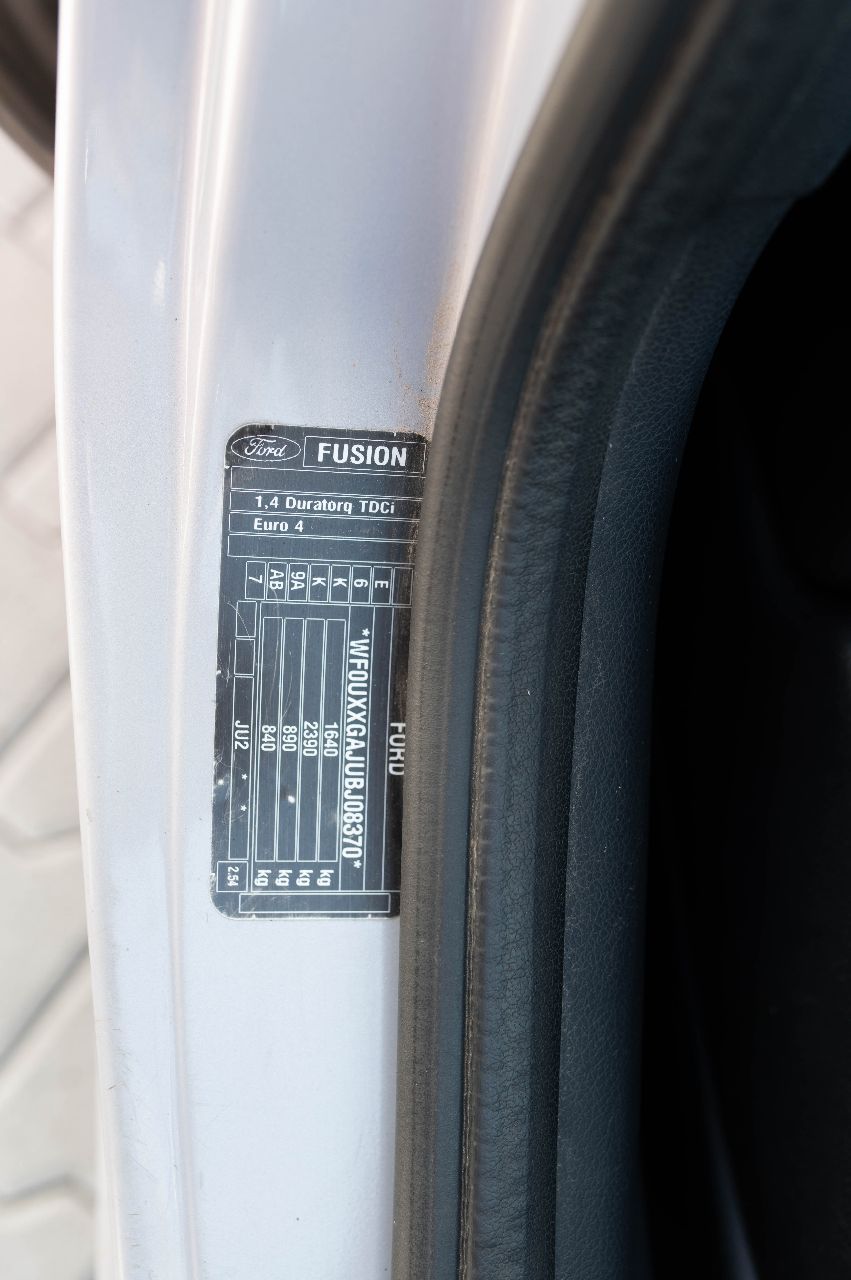 Ford Fusion - фото 22