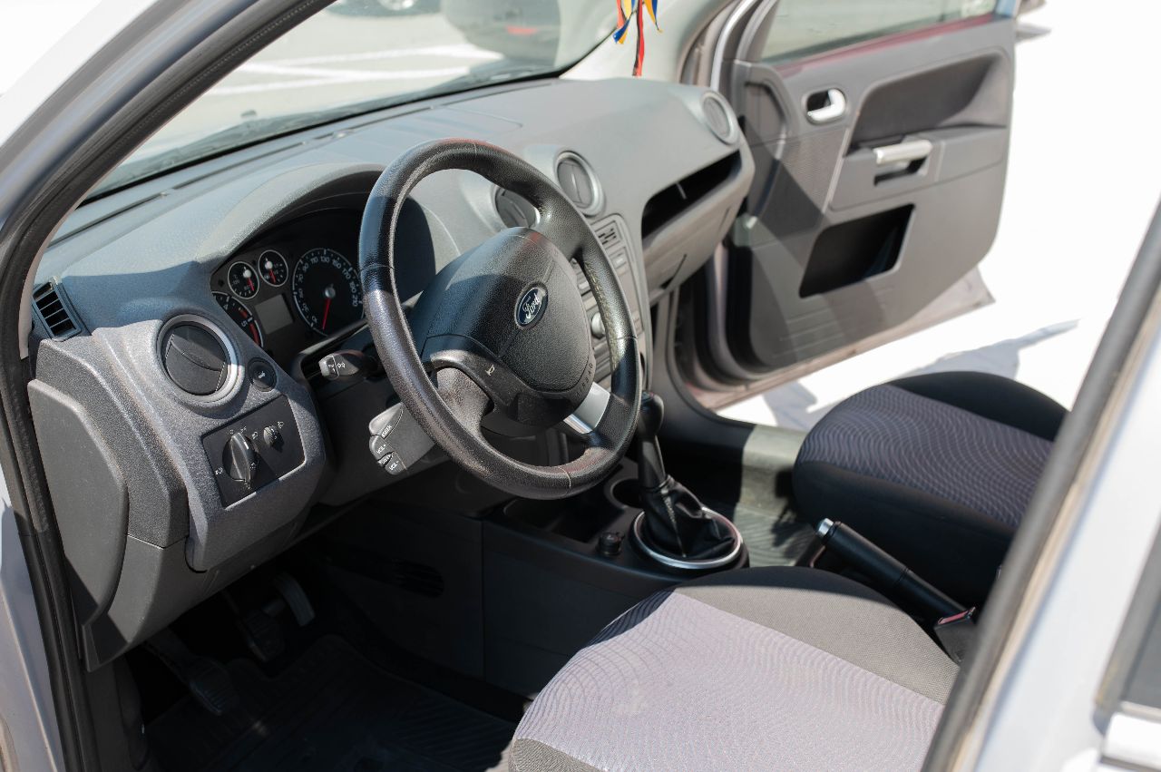 Ford Fusion - фото 9