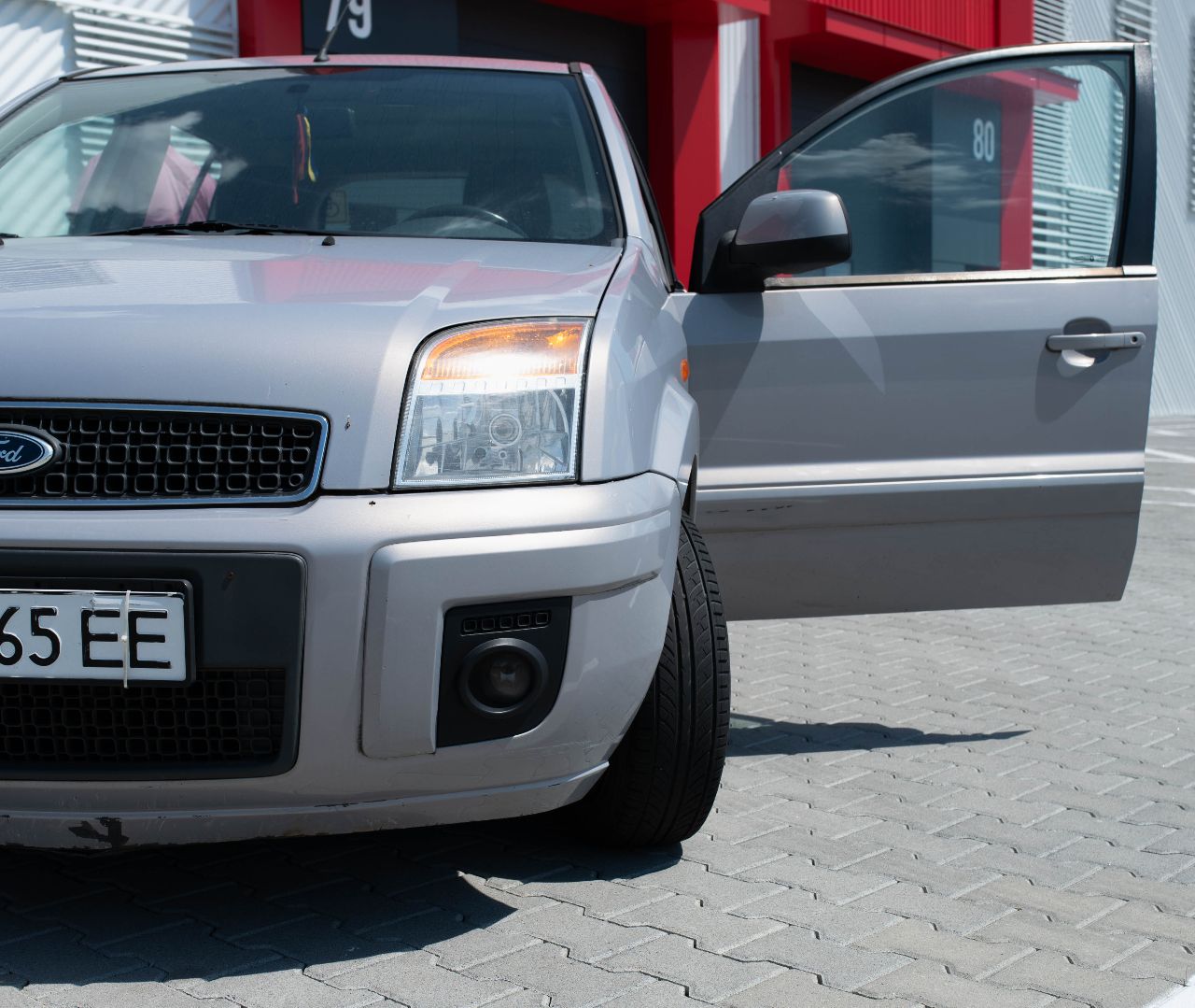 Ford Fusion - фото 24