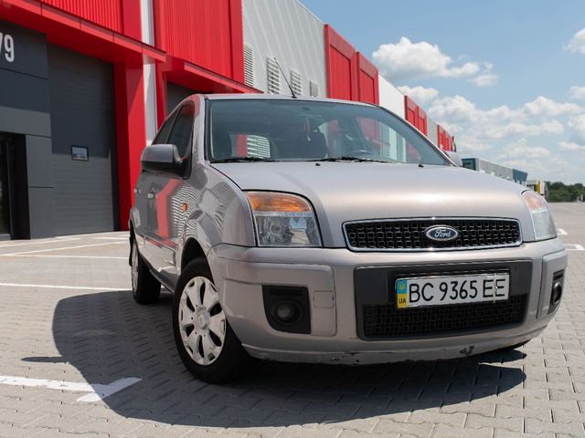 Ford Fusion - зображення 3