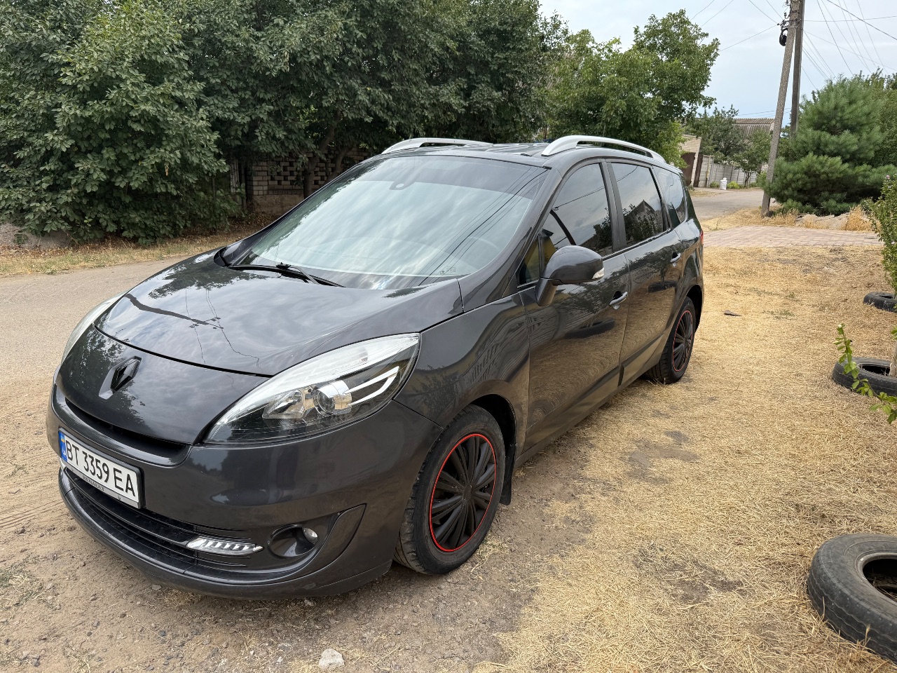 Renault Scenic - фото 1