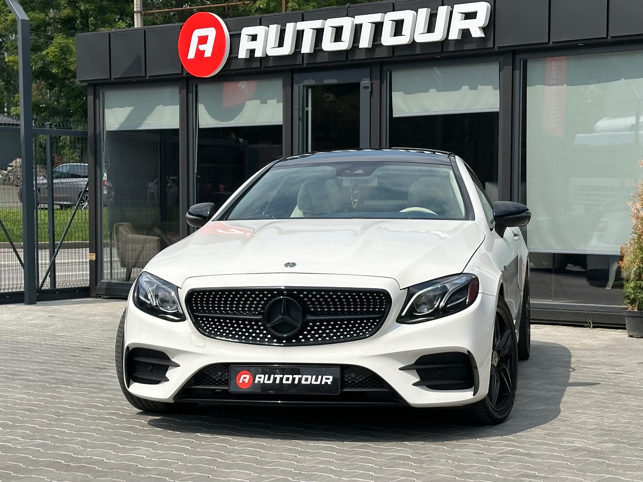 Mercedes-Benz E-Класс - фото 1