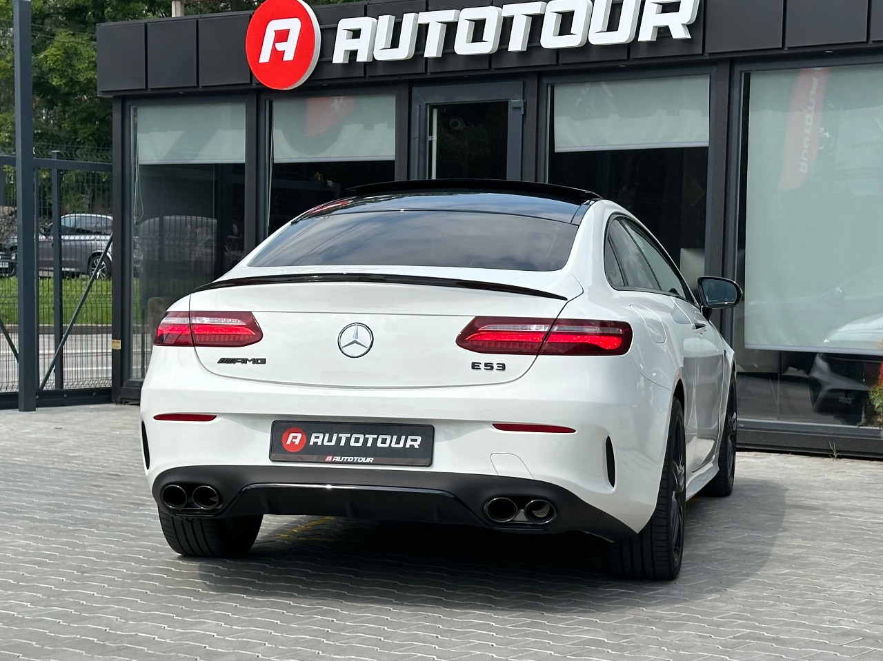 Mercedes-Benz E-Класс - фото 11