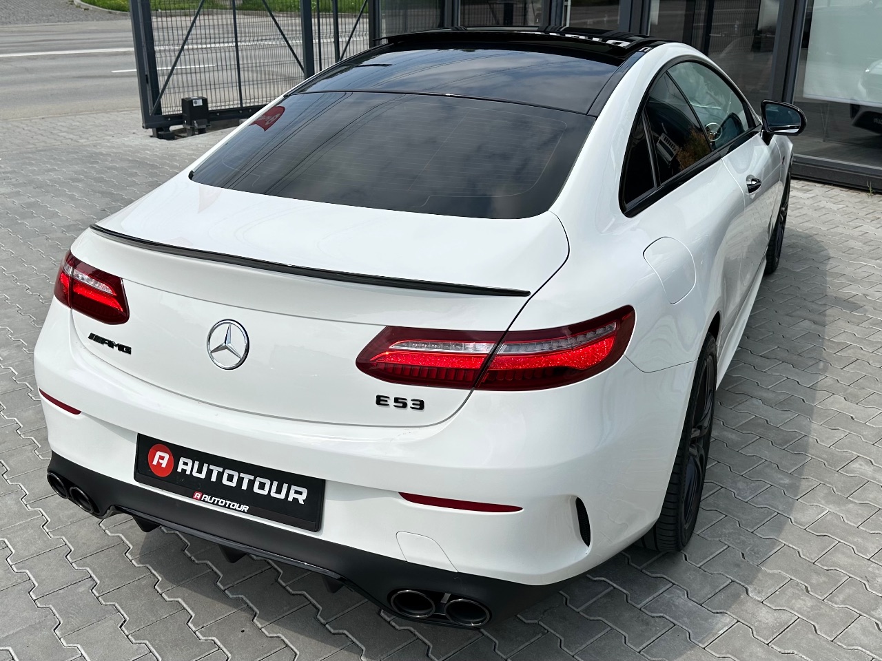 Mercedes-Benz E-Класс - фото 10