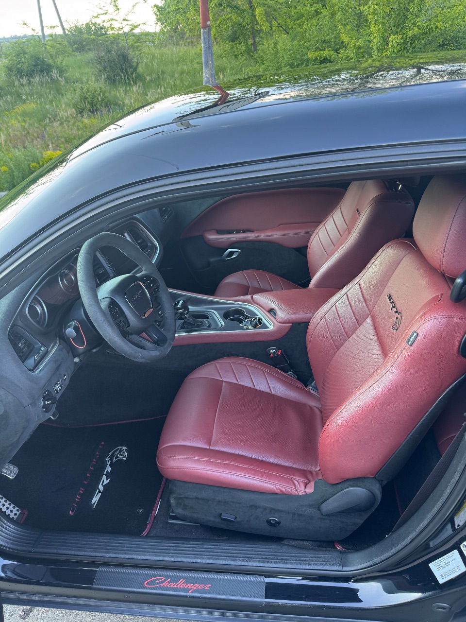 Dodge Challenger - фото 11