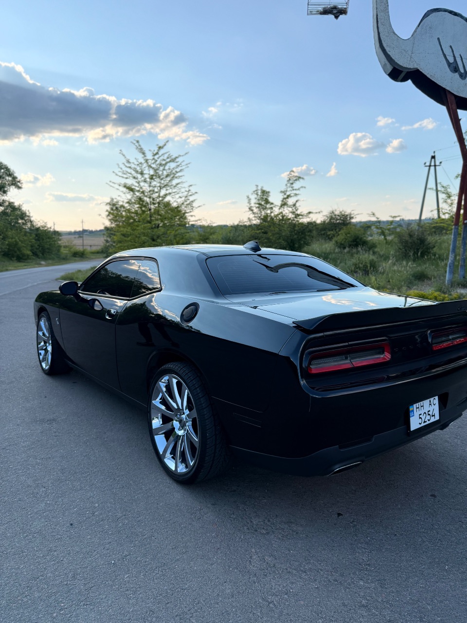 Dodge Challenger - фото 36