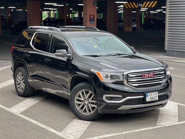 GMC Acadia - зображення 1
