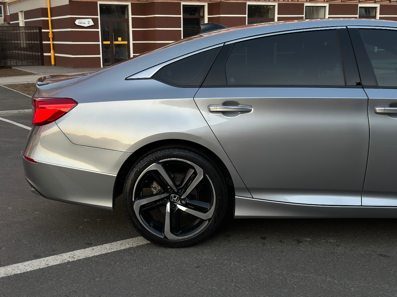 Honda Accord - фото 7