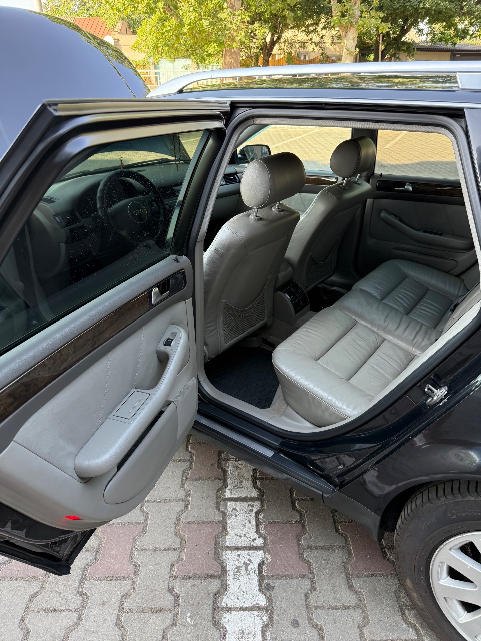 Audi A6 - фото 16