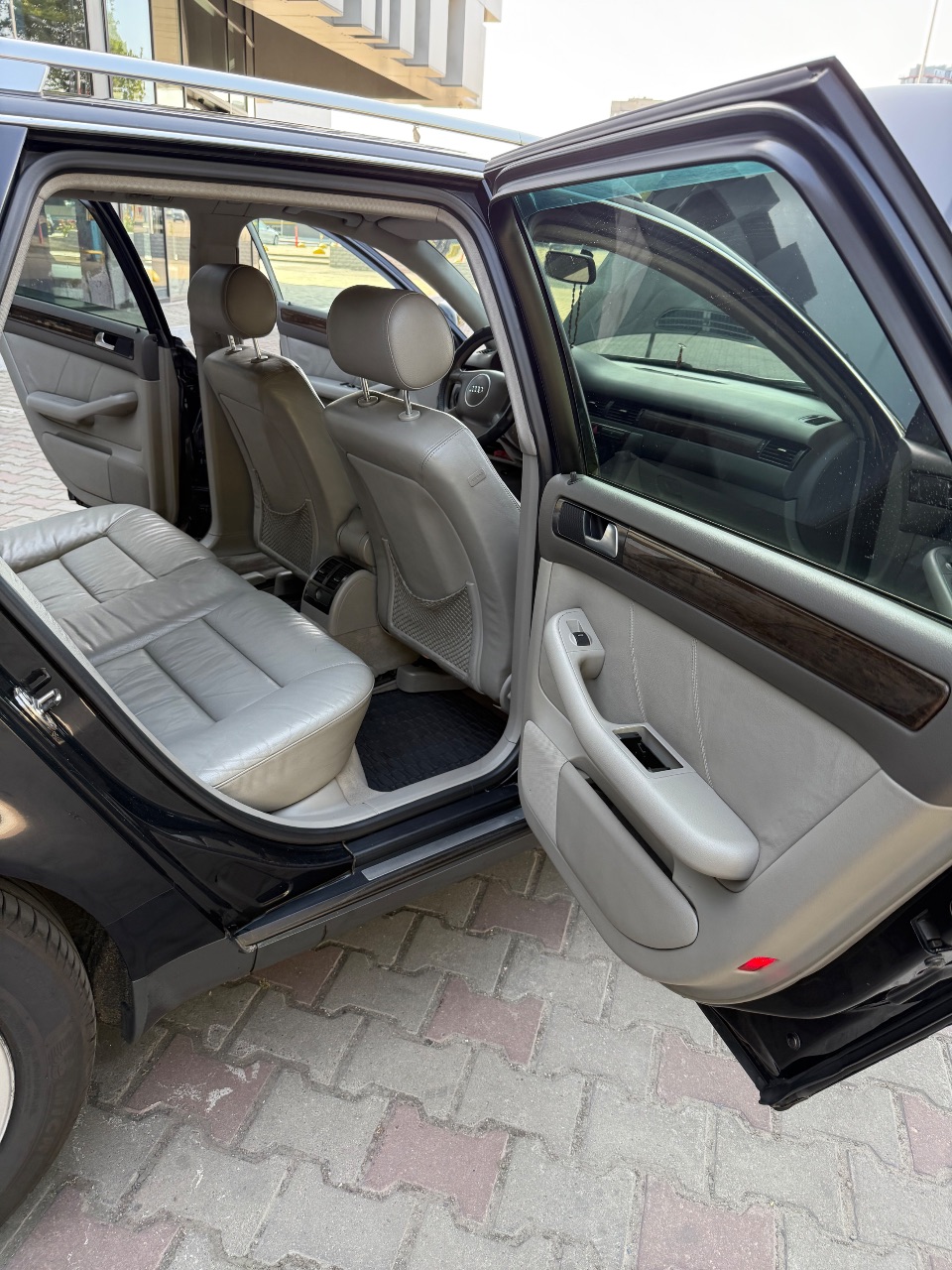 Audi A6 - фото 19