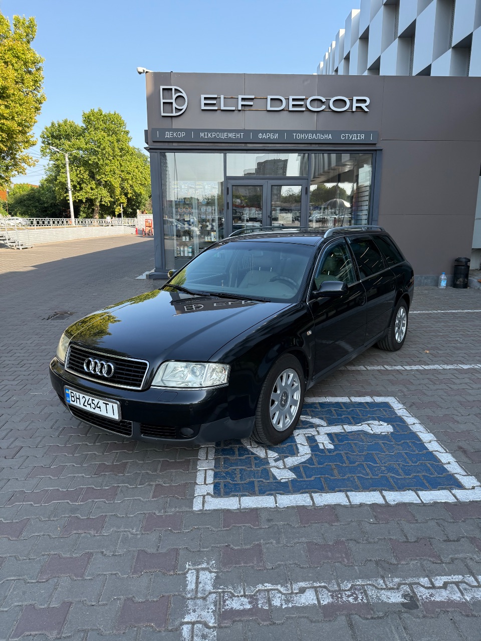 Audi A6 - фото 1