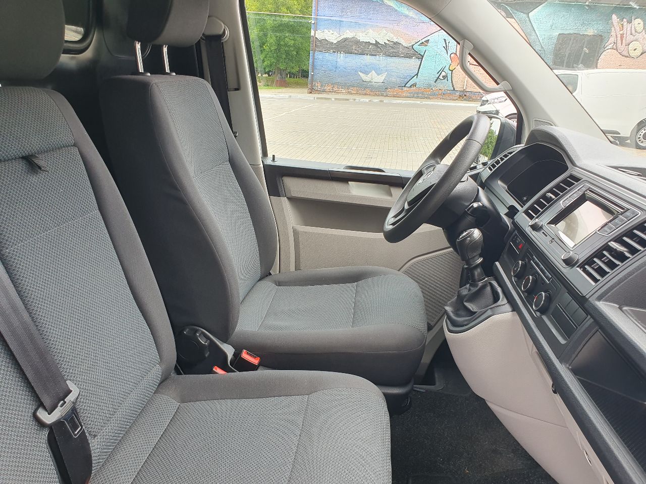 Volkswagen Transporter - фото 23