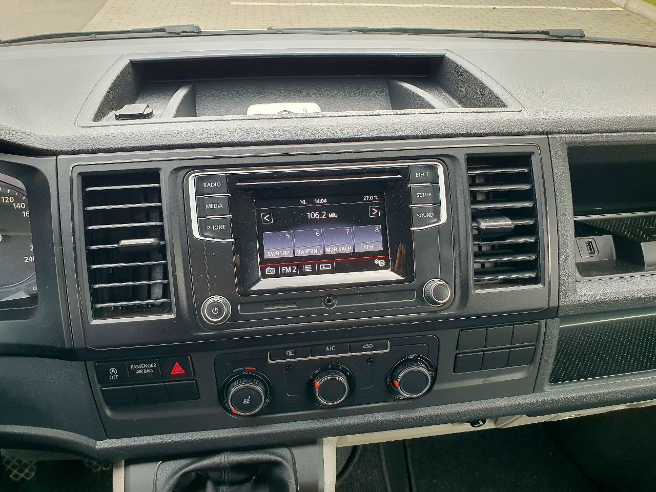 Volkswagen Transporter - фото 15