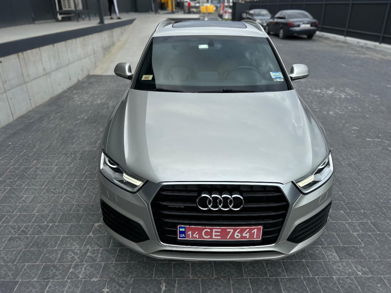 Audi Q3 - фото 17