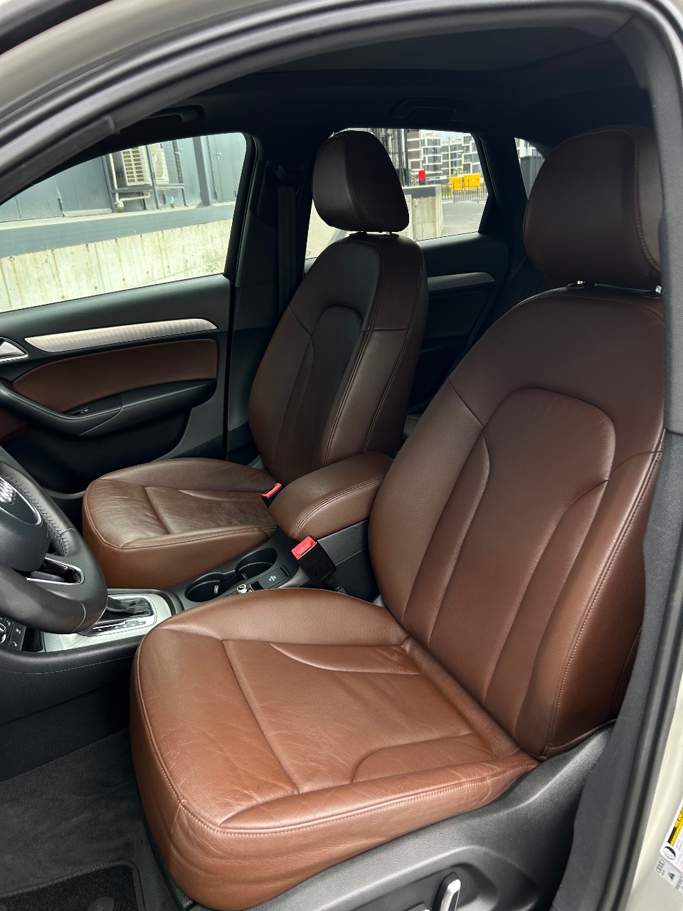 Audi Q3 - фото 28