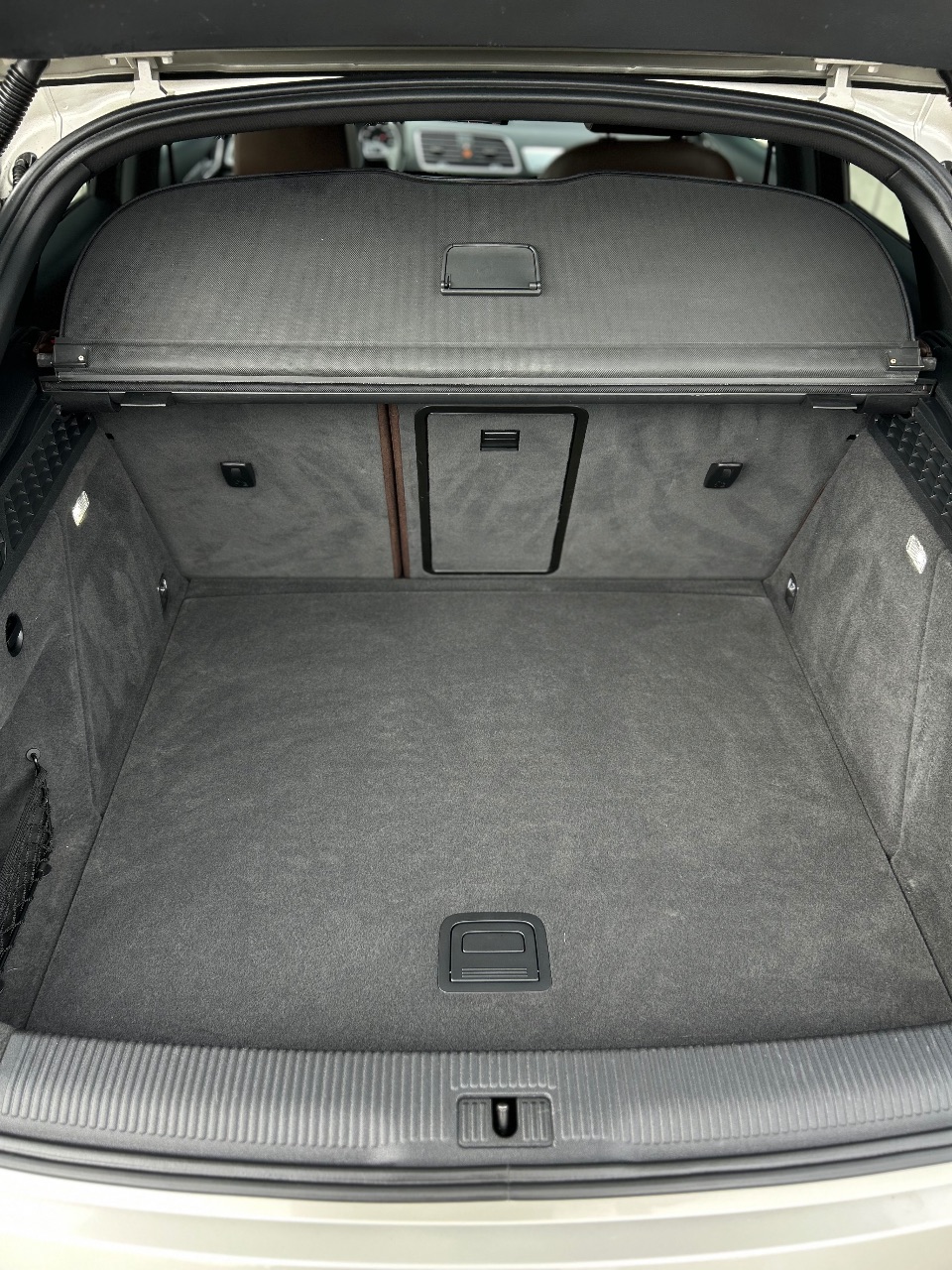 Audi Q3 - фото 40