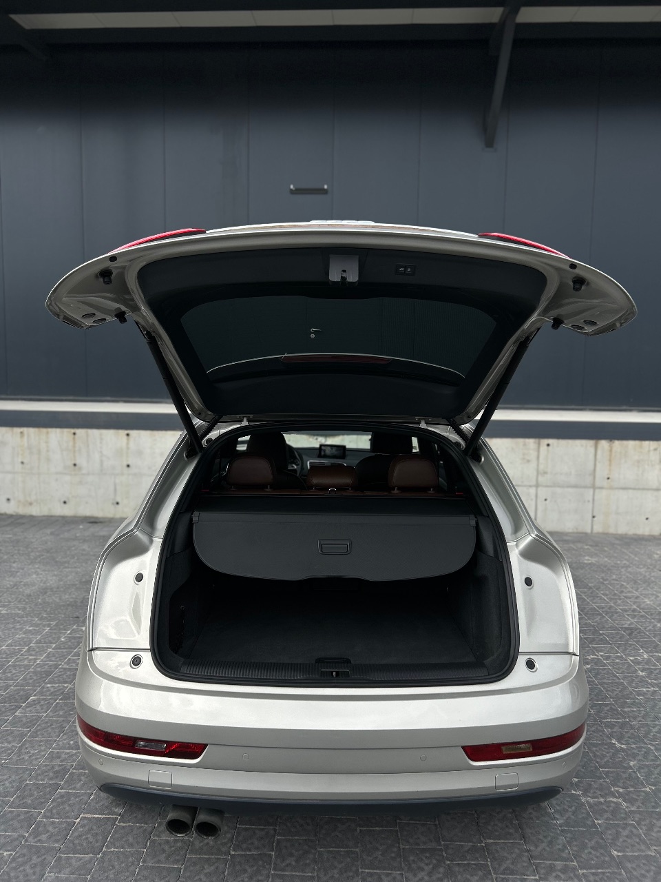 Audi Q3 - фото 22