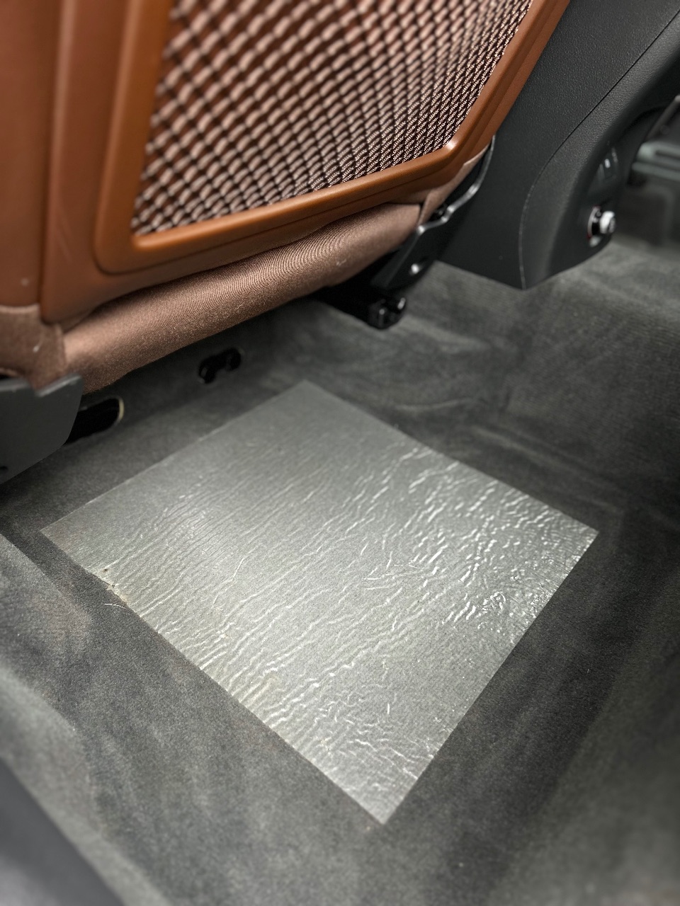 Audi Q3 - фото 35