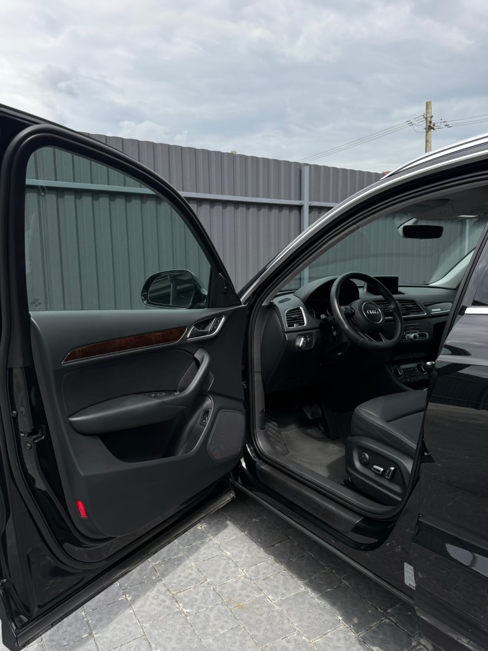 Audi Q3 - фото 13