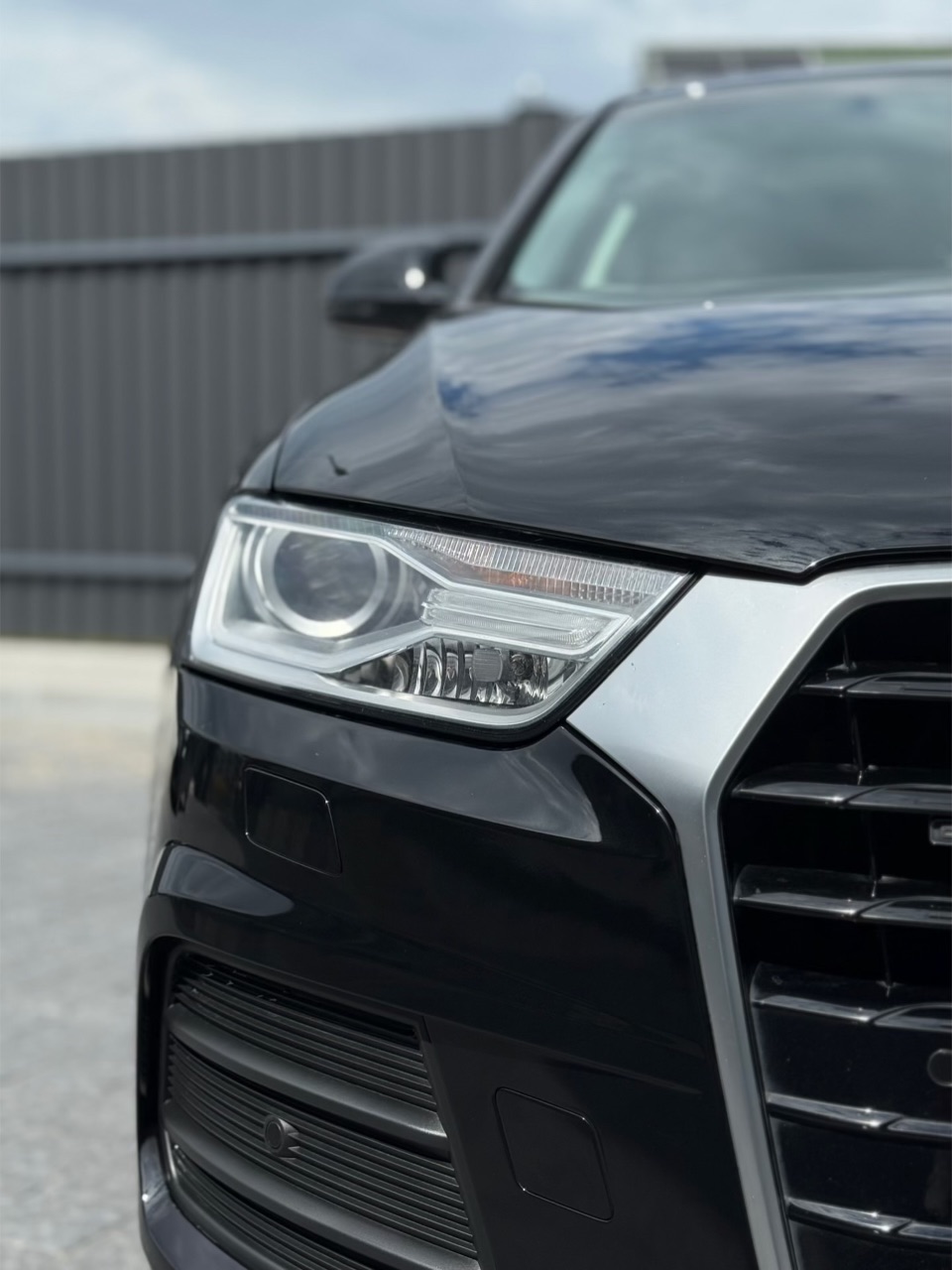 Audi Q3 - фото 4
