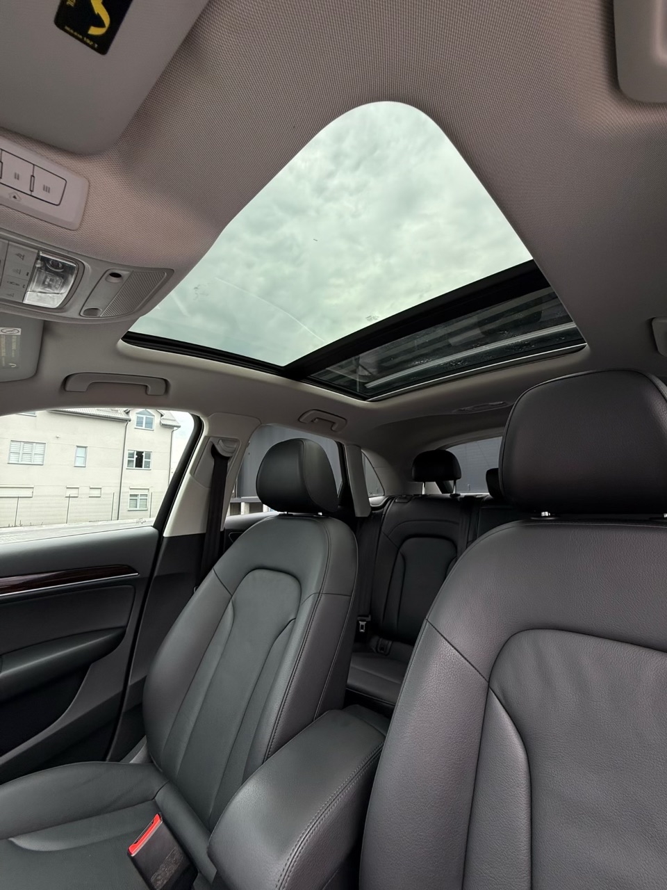 Audi Q3 - фото 21