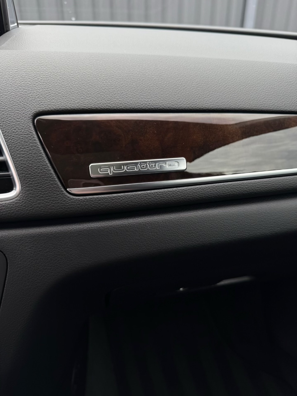 Audi Q3 - фото 20