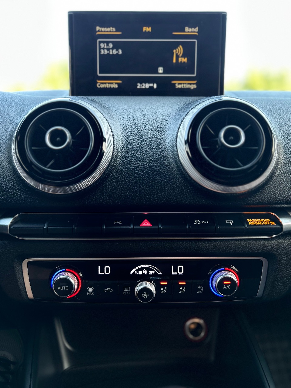 Audi A3 - фото 16