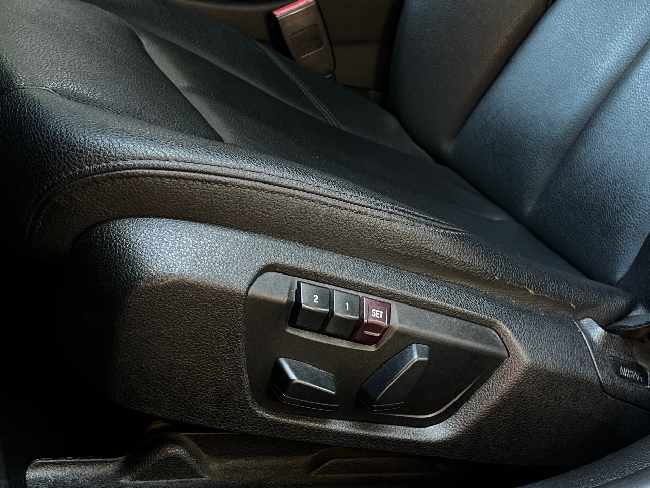 BMW 3 серії - фото 17