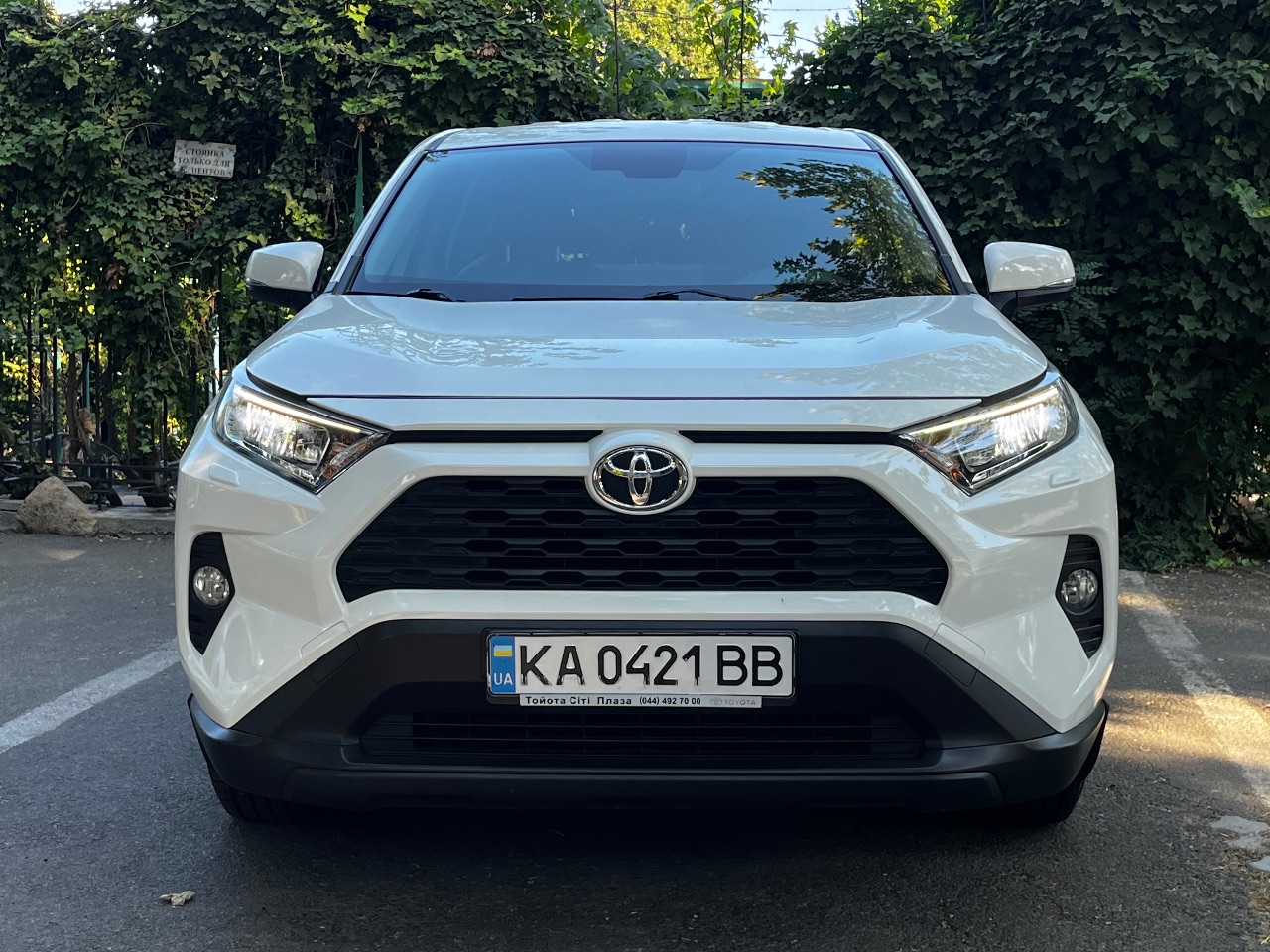 Toyota RAV4 - фото 3
