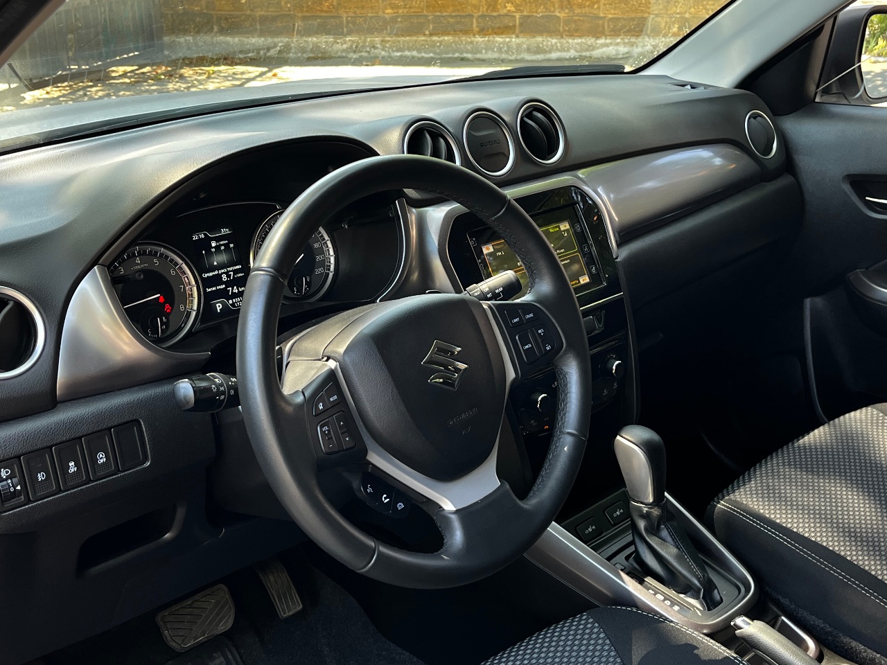 Suzuki Vitara - фото 14