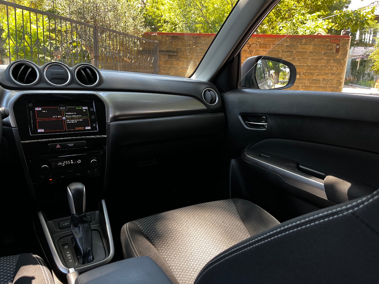 Suzuki Vitara - фото 27