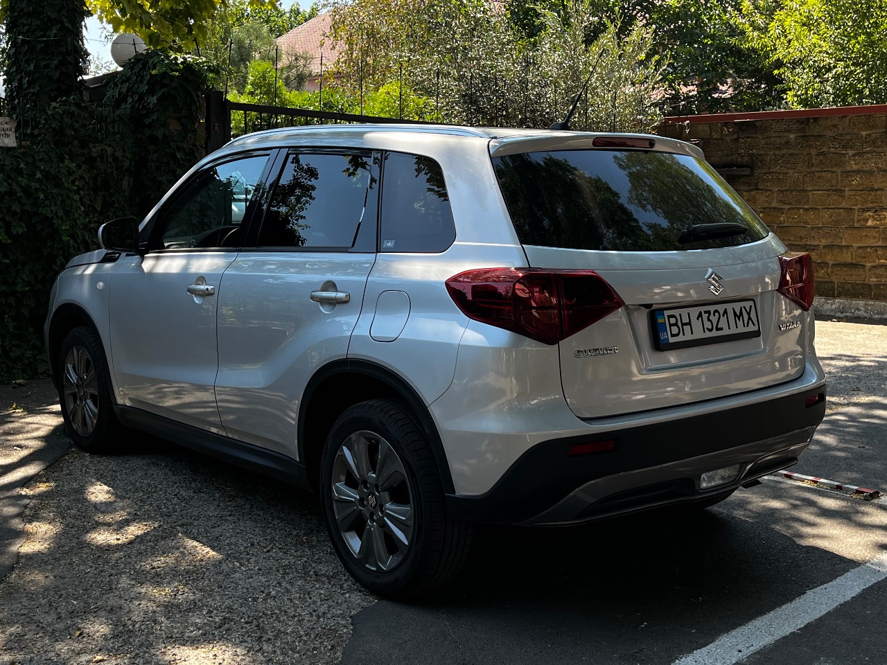 Suzuki Vitara - фото 11