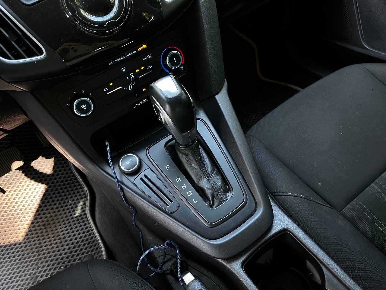 Ford Focus - фото 27