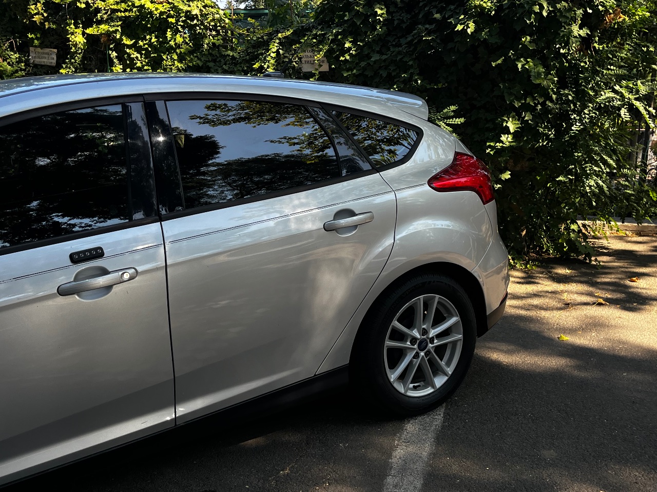 Ford Focus - фото 6