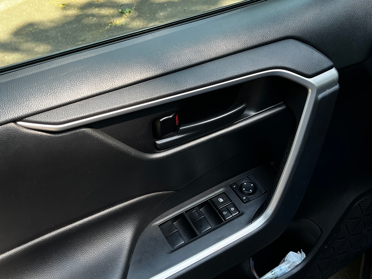 Toyota RAV4 - фото 17