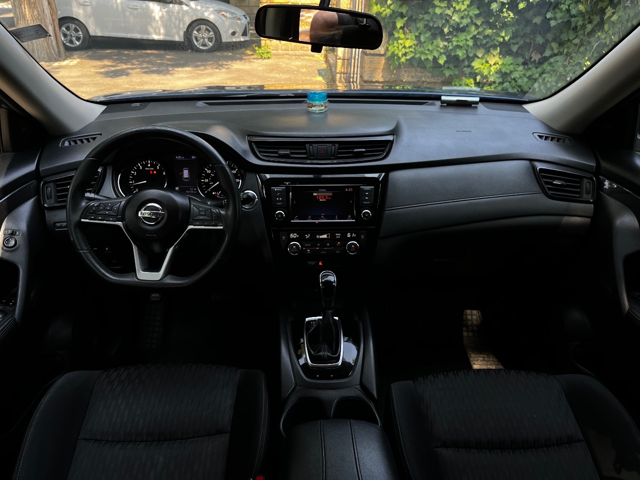 Nissan Rogue - фото 20