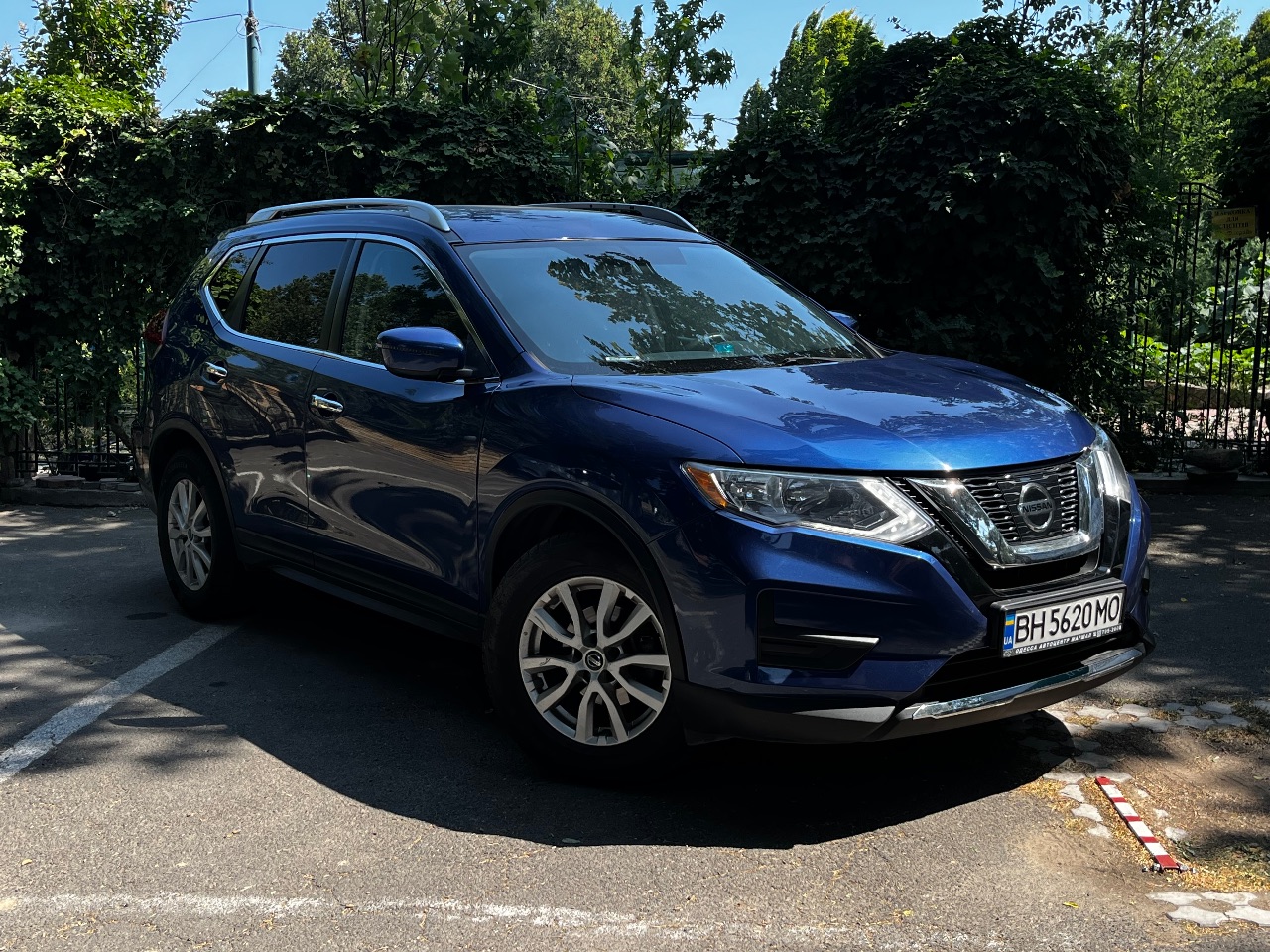 Nissan Rogue - фото 2