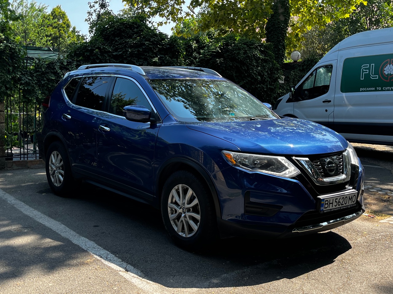 Nissan Rogue - фото 4