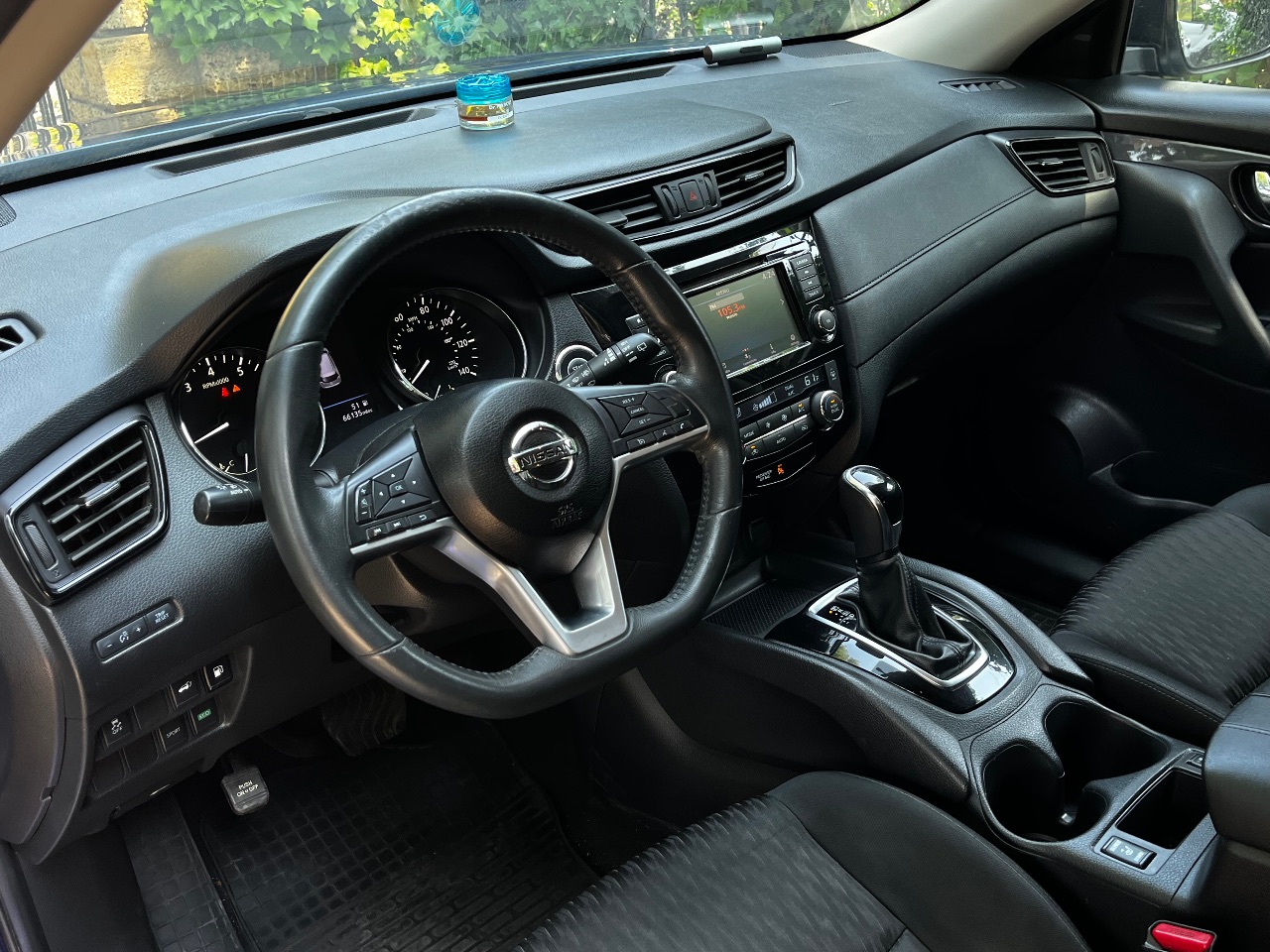 Nissan Rogue - фото 11
