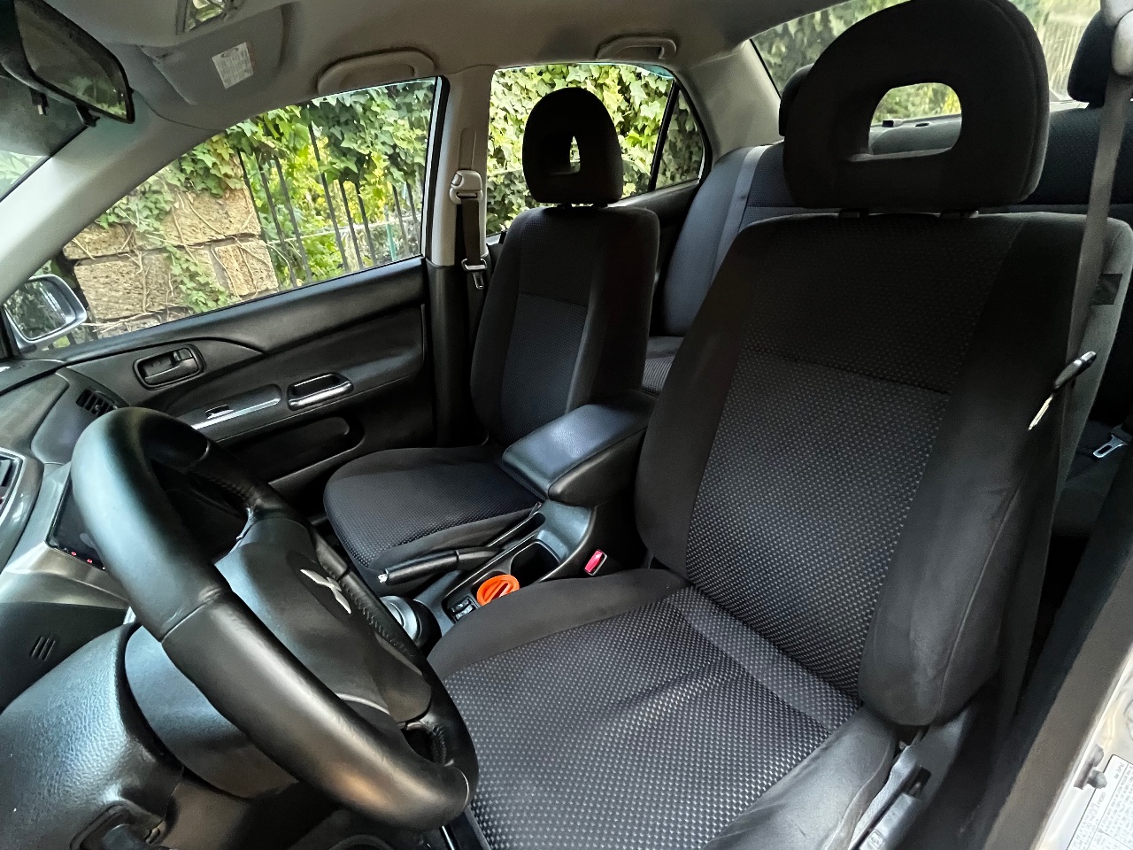 Mitsubishi Lancer - фото 12