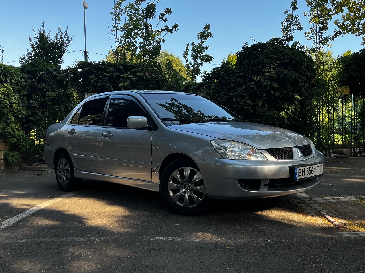 Mitsubishi Lancer - фото 3