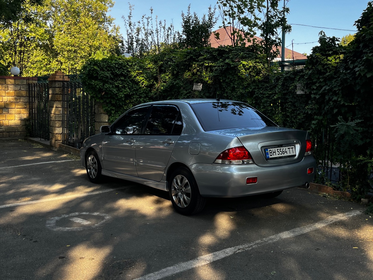 Mitsubishi Lancer - фото 10