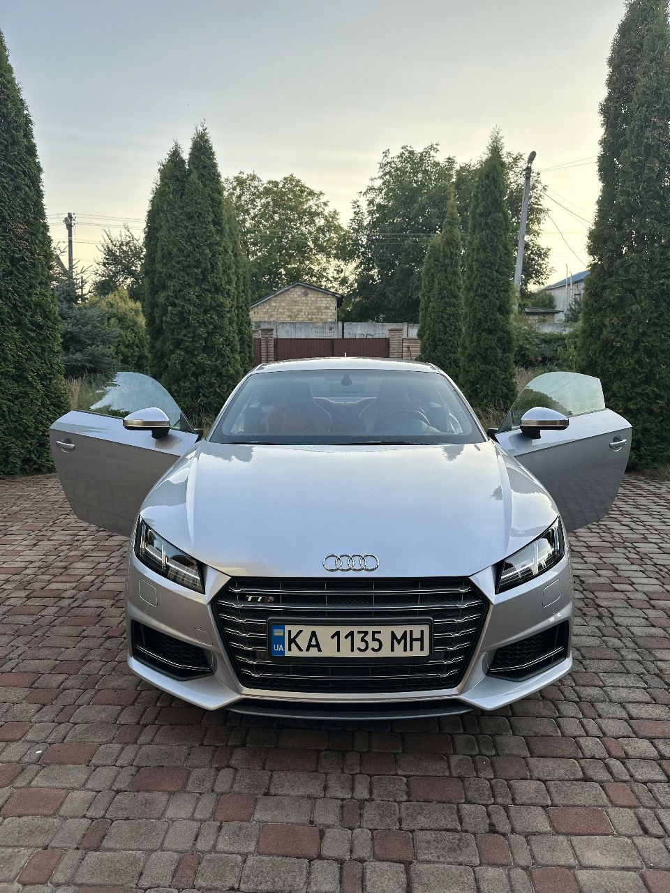 Audi TTS - фото 7