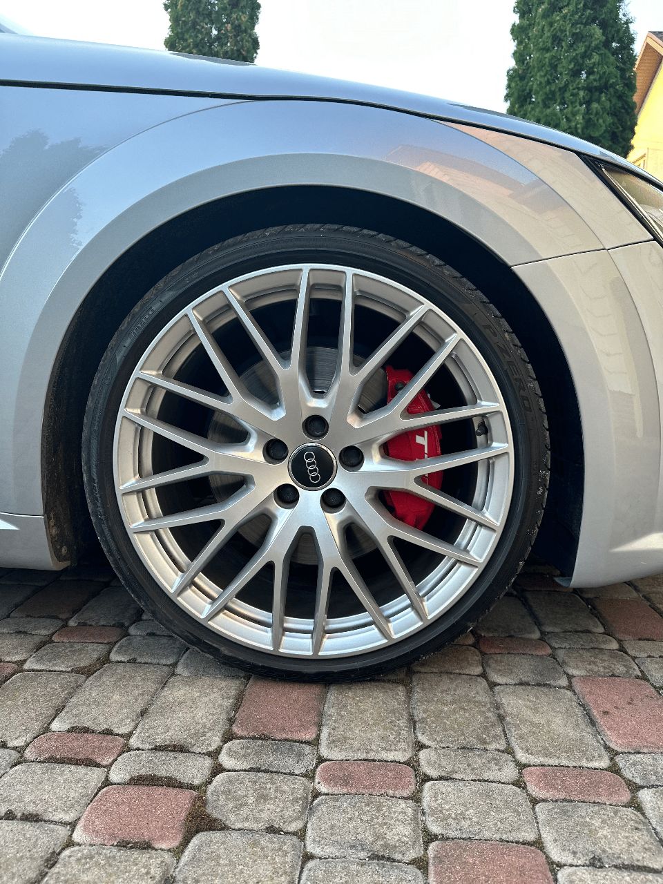 Audi TTS - фото 4