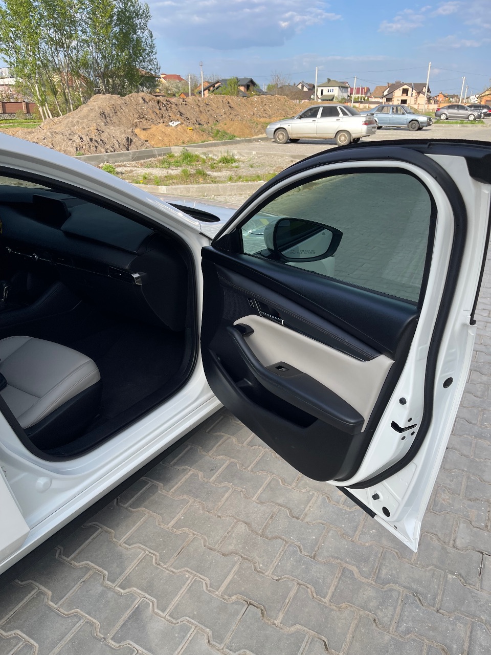 Mazda 3 - фото 20