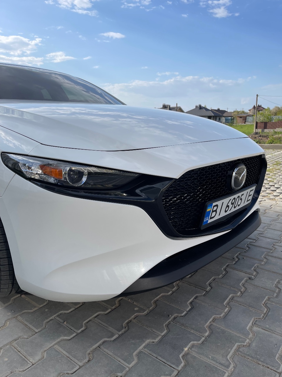 Mazda 3 - фото 11