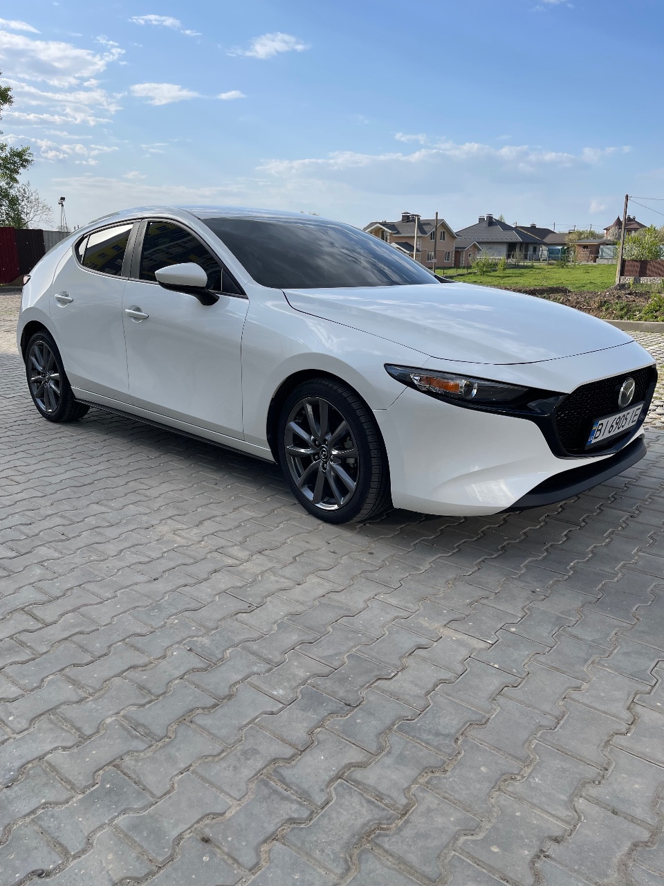 Mazda 3 - фото 2
