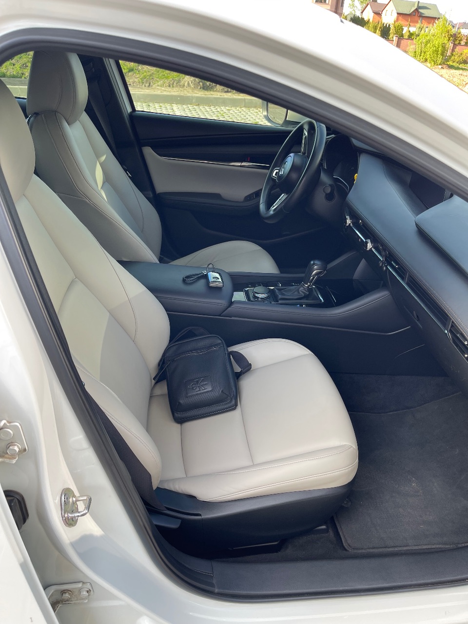 Mazda 3 - фото 21