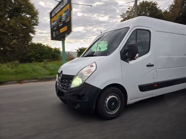 Renault Master - фото 1