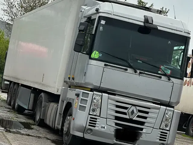 Renault Magnum - фото 4